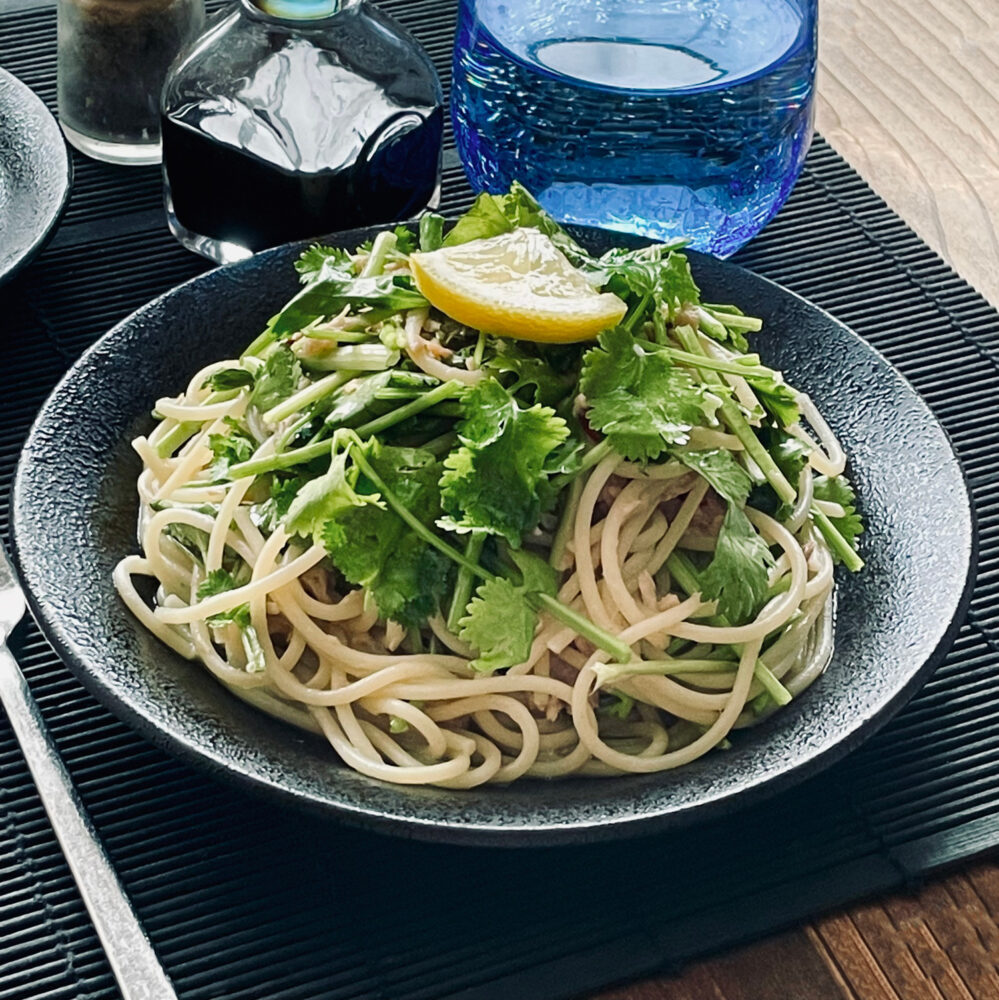 パクチーとツナのアジアン風パスタ