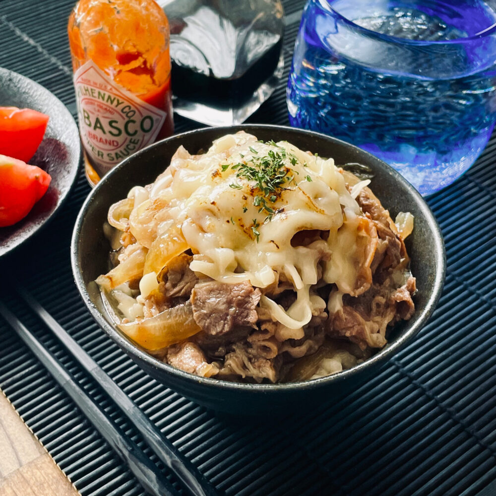 炙りチーズ牛丼