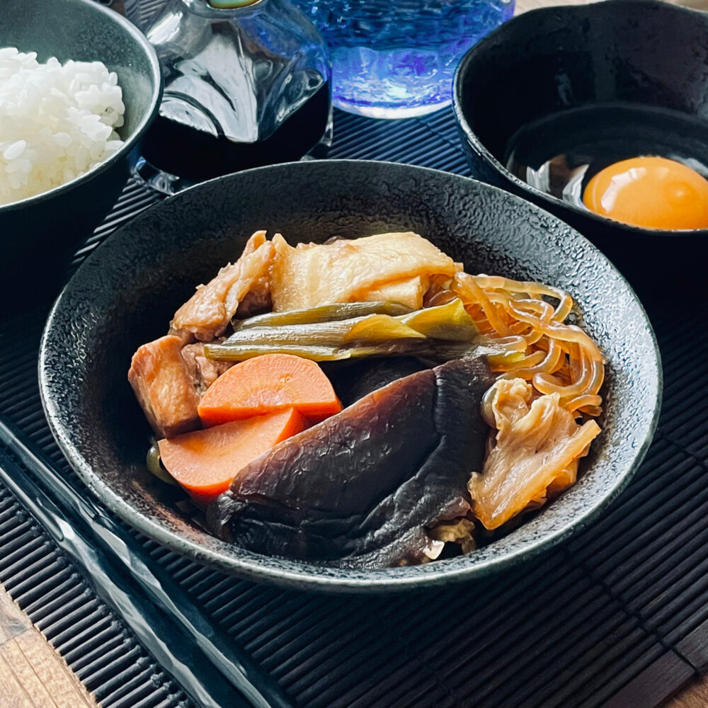 すき焼き風煮物（南部せんべい入）