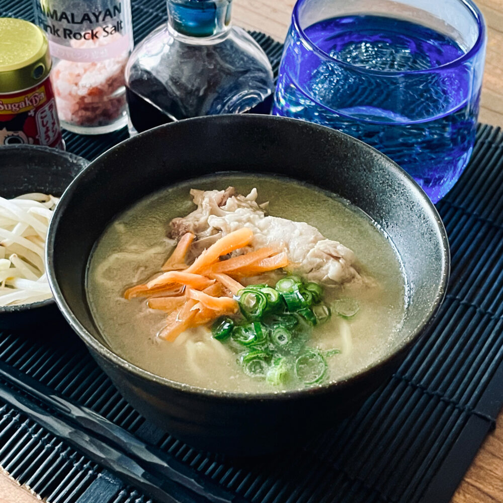 豚骨塩ラーメン
