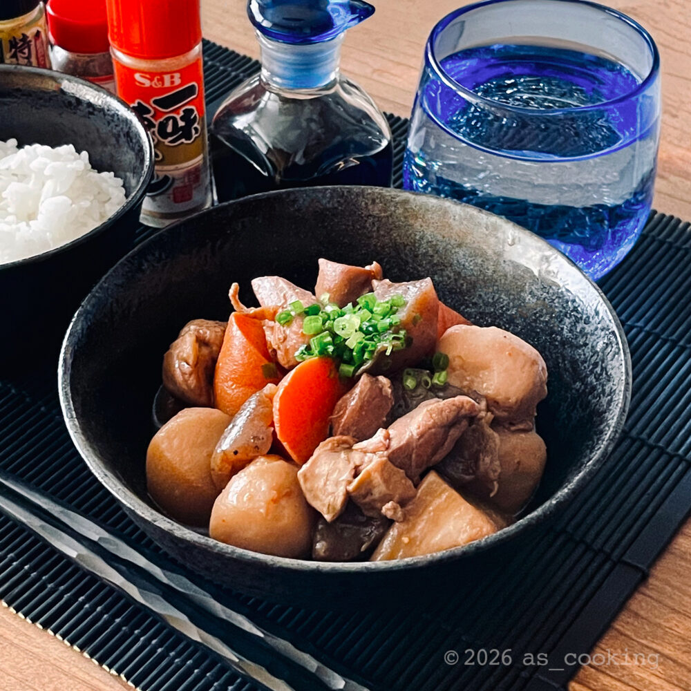 鳥取県の郷土料理いもこん鍋